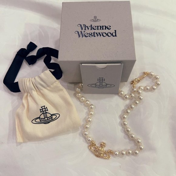 Vivienne Westwood Jewelry - 💸SOLD Authentic Vivienne Westwood Mini Bas Pearl Choker in Gold
